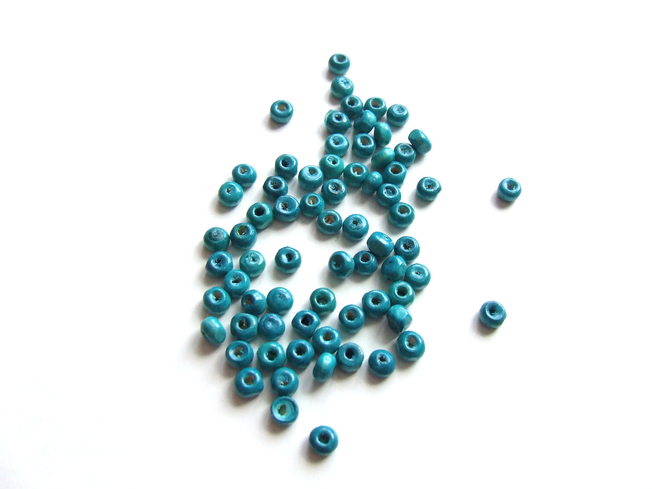 R1129 Lot 20 perles intercalaire ovale de couleur bleu 4x3mm 